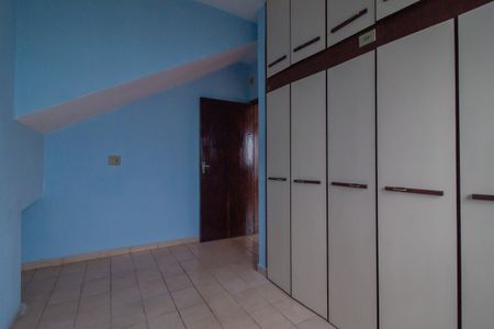 Casa para alugar com 100m², 3 quartos e 1 vaga Casa para alugar com 100m², 3 quartos e 1 vagaQuarto 1