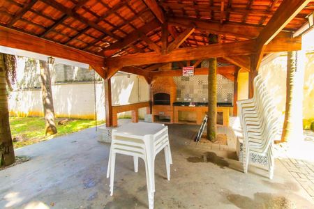 Apartamento para alugar com 49m², 2 quartos e 1 vagaÁrea comum - Churrasqueira