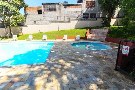 Apartamento para alugar com 49m², 2 quartos e 1 vagaÁrea comum - Piscina
