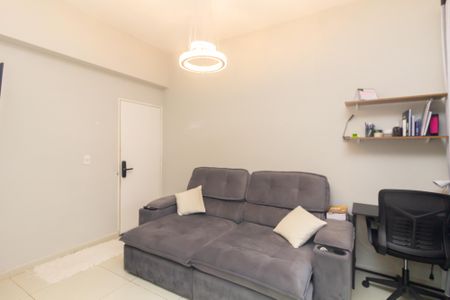 Sala de apartamento para alugar com 2 quartos, 49m² em Vila Carmosina, São Paulo