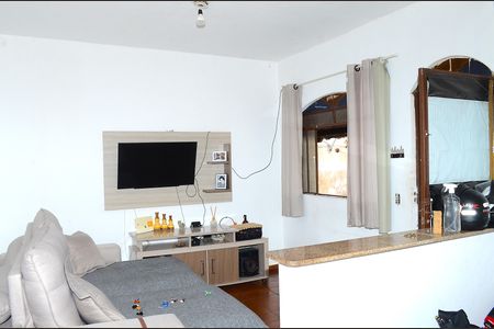 Sala de casa à venda com 2 quartos, 360m² em Nova Vista, Belo Horizonte