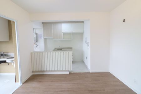 Sala de apartamento para alugar com 2 quartos, 50m² em Vila Osasco, Osasco