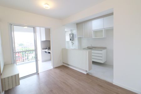 Sala de apartamento para alugar com 2 quartos, 50m² em Vila Osasco, Osasco