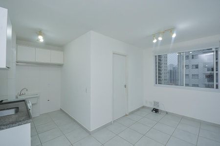 Apartamento para alugar com 34m², 2 quartos e sem vaga Apartamento para alugar com 34m², 2 quartos e sem vagaSala
