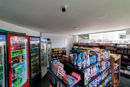 Apartamento à venda com 65m², 3 quartos e 1 vagaMini Mercado