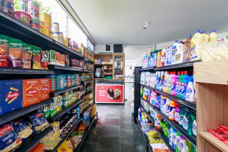 Apartamento à venda com 65m², 3 quartos e 1 vagaMini Mercado