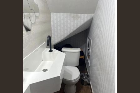 Casa à venda com 3 quartos, 200m² em Cambuci, São Paulo