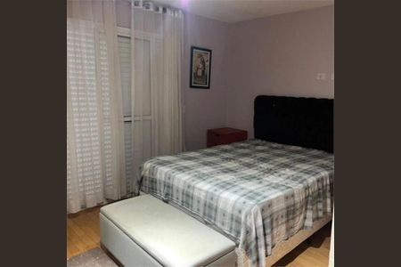 Casa à venda com 3 quartos, 200m² em Cambuci, São Paulo