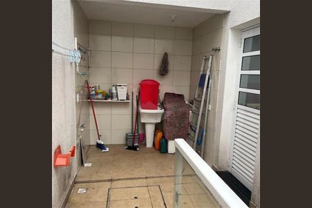 Casa à venda com 3 quartos, 200m² em Cambuci, São Paulo