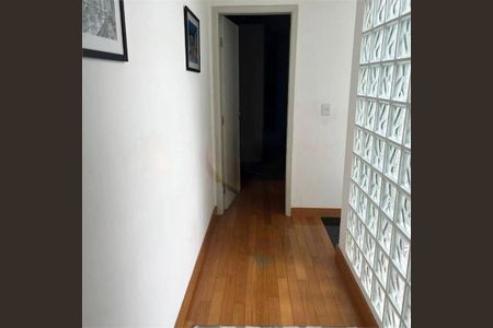 Casa à venda com 3 quartos, 200m² em Cambuci, São Paulo