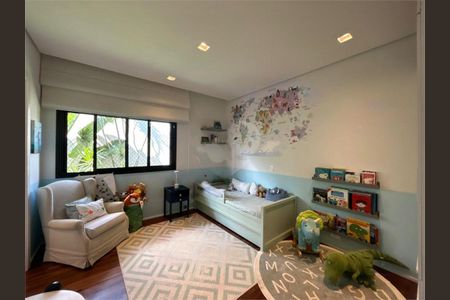 Casa à venda com 4 quartos, 381m² em Jardim dos Estados, São Paulo