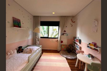 Casa à venda com 4 quartos, 381m² em Jardim dos Estados, São Paulo