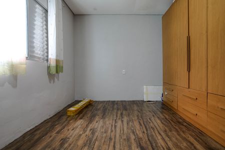 Casa para alugar com 118m², 2 quartos e 2 vagas Casa para alugar com 118m², 2 quartos e 2 vagasQuarto 1