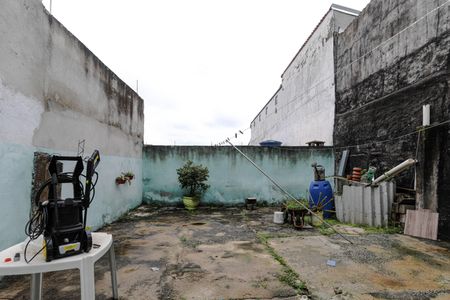 Casa para alugar com 118m², 2 quartos e 2 vagas Casa para alugar com 118m², 2 quartos e 2 vagasQuintal