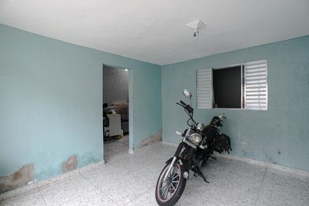 Casa para alugar com 118m², 2 quartos e 2 vagas Casa para alugar com 118m², 2 quartos e 2 vagasGaragem
