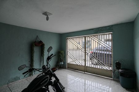 Casa para alugar com 118m², 2 quartos e 2 vagas Casa para alugar com 118m², 2 quartos e 2 vagasGaragem