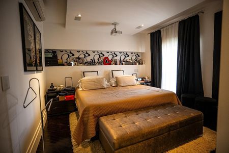 Apartamento à venda com 4 quartos, 213m² em Vila Nova Conceição, São Paulo