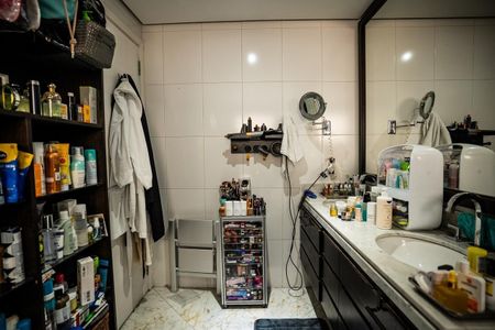 Apartamento à venda com 4 quartos, 213m² em Vila Nova Conceição, São Paulo