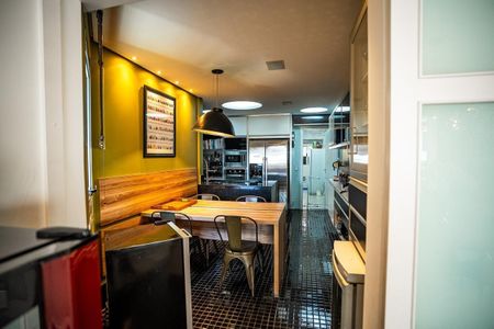Apartamento à venda com 4 quartos, 213m² em Vila Nova Conceição, São Paulo