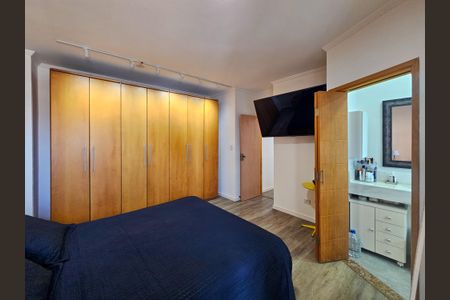 Casa à venda com 201m², 3 quartos e 5 vagasSuíte 1