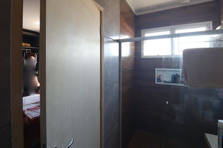 Casa à venda com 190m², 3 quartos e 4 vagas Casa à venda com 190m², 3 quartos e 4 vagasBanheiro da SuíteBanheiro da Suíte