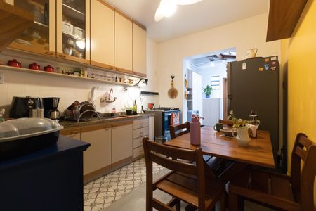 Apartamento à venda com 100m², 3 quartos e sem vagaCozinha 