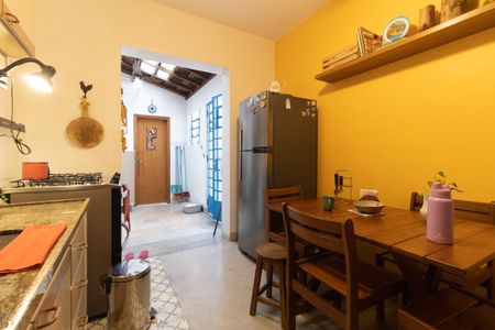 Apartamento à venda com 100m², 3 quartos e sem vagaCozinha 