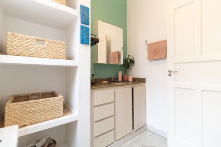 Apartamento à venda com 100m², 3 quartos e sem vagaBanheiro Social