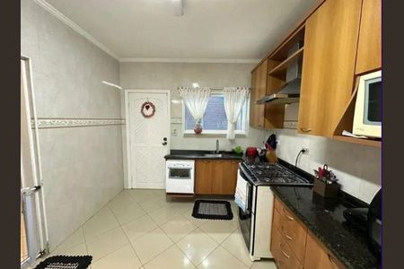 Casa à venda com 4 quartos, 200m² em Parque Sao Vicente, Santo André