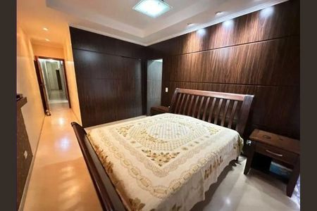 Casa à venda com 4 quartos, 200m² em Parque Sao Vicente, Santo André