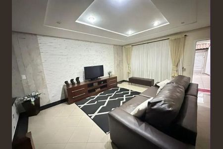 Casa à venda com 4 quartos, 200m² em Parque Sao Vicente, Santo André