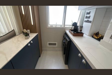 Apartamento à venda com 68m², 2 quartos e 1 vagaÁrea de Serviço