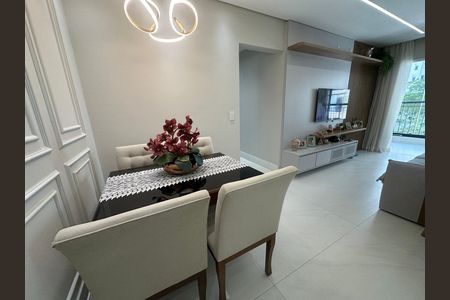 Apartamento à venda com 68m², 2 quartos e 1 vagaSala