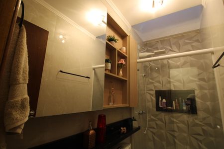 Casa de condomínio para alugar com 133m², 3 quartos e 3 vagasBanheiro Quarto 1