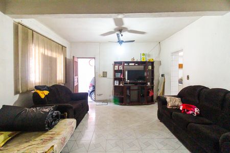 Sala de casa para alugar com 3 quartos, 200m² em Jardim Sao Pedro, São Paulo