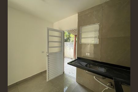 Casa de condomínio para alugar com 61m², 2 quartos e 2 vagasCozinha