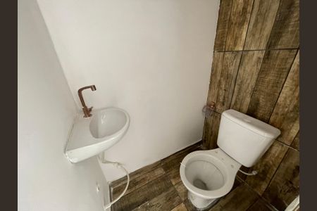 Casa de condomínio para alugar com 61m², 2 quartos e 2 vagasLavabo