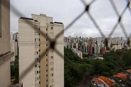 Apartamento à venda com 86m², 2 quartos e 2 vagasVista da Suíte 2