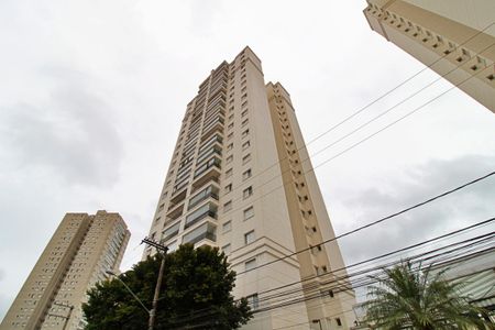 Apartamento à venda com 86m², 2 quartos e 2 vagasFachada