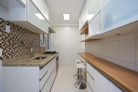 Apartamento à venda com 86m², 2 quartos e 2 vagasCozinha