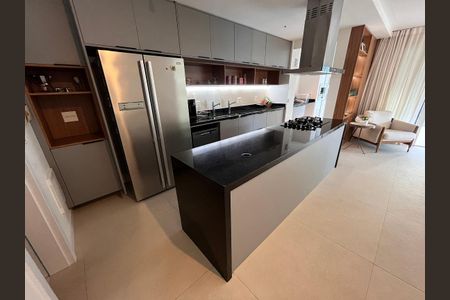 Apartamento à venda com 140m², 3 quartos e 2 vagasCozinha