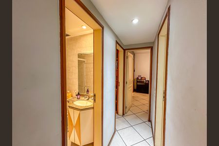 Apartamento à venda com 69m², 3 quartos e 1 vagaCorredor