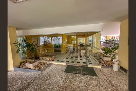 Apartamento à venda com 69m², 3 quartos e 1 vagaHall de entrada