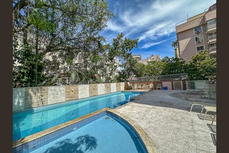 Apartamento à venda com 69m², 3 quartos e 1 vagaÁrea comum - Piscina