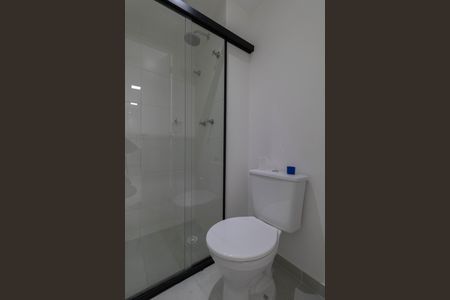 Apartamento para alugar com 33m², 2 quartos e 1 vaga Apartamento para alugar com 33m², 2 quartos e 1 vagaBanheiro