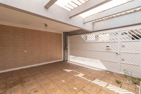 Casa à venda com 163m², 2 quartos e 2 vagas Casa à venda com 163m², 2 quartos e 2 vagasGaragem