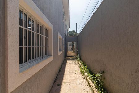 Casa à venda com 163m², 2 quartos e 2 vagas Casa à venda com 163m², 2 quartos e 2 vagasCorredor