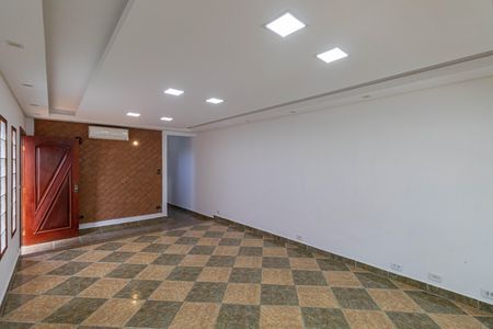 Casa à venda com 163m², 2 quartos e 2 vagas Casa à venda com 163m², 2 quartos e 2 vagasSala