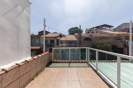 Casa à venda com 163m², 2 quartos e 2 vagas Casa à venda com 163m², 2 quartos e 2 vagasVaranda Suíte 1