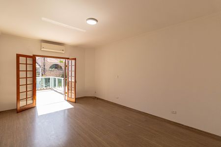 Casa à venda com 163m², 2 quartos e 2 vagas Casa à venda com 163m², 2 quartos e 2 vagasSuíte 1